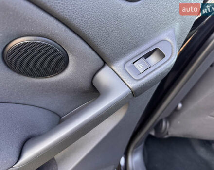 Черный Фольксваген Гольф, объемом двигателя 0 л и пробегом 126 тыс. км за 8600 $, фото 22 на Automoto.ua