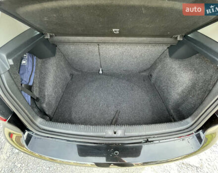 Чорний Фольксваген Гольф, об'ємом двигуна 1.39 л та пробігом 198 тис. км за 7900 $, фото 17 на Automoto.ua