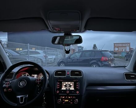 Черный Фольксваген Гольф, объемом двигателя 1.6 л и пробегом 274 тыс. км за 8300 $, фото 20 на Automoto.ua