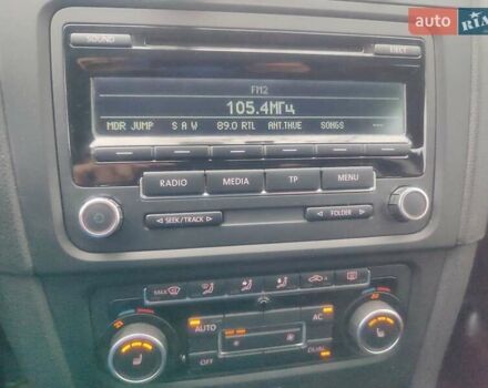 Чорний Фольксваген Гольф, об'ємом двигуна 1.6 л та пробігом 249 тис. км за 9300 $, фото 2 на Automoto.ua