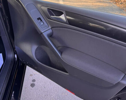 Черный Фольксваген Гольф, объемом двигателя 0 л и пробегом 126 тыс. км за 8600 $, фото 42 на Automoto.ua