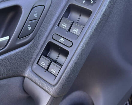 Черный Фольксваген Гольф, объемом двигателя 0 л и пробегом 126 тыс. км за 8600 $, фото 13 на Automoto.ua