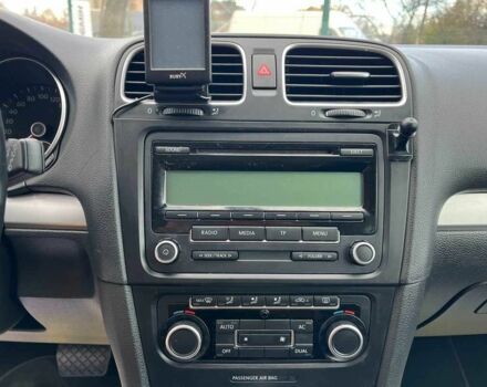 Черный Фольксваген Гольф, объемом двигателя 1.4 л и пробегом 208 тыс. км за 7999 $, фото 11 на Automoto.ua