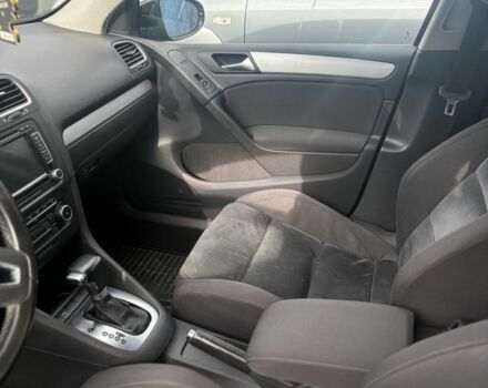 Черный Фольксваген Гольф, объемом двигателя 1.4 л и пробегом 230 тыс. км за 8000 $, фото 20 на Automoto.ua