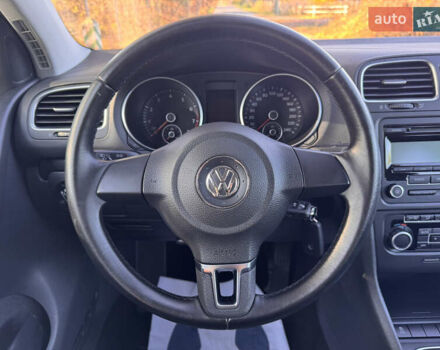 Черный Фольксваген Гольф, объемом двигателя 0 л и пробегом 126 тыс. км за 8600 $, фото 51 на Automoto.ua