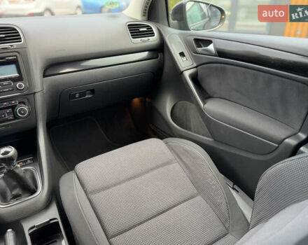 Чорний Фольксваген Гольф, об'ємом двигуна 1.4 л та пробігом 209 тис. км за 7450 $, фото 8 на Automoto.ua