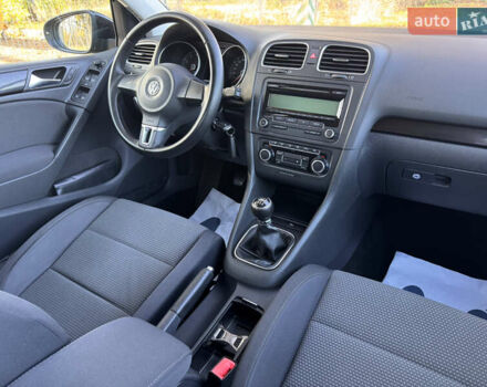 Черный Фольксваген Гольф, объемом двигателя 0 л и пробегом 126 тыс. км за 8600 $, фото 39 на Automoto.ua