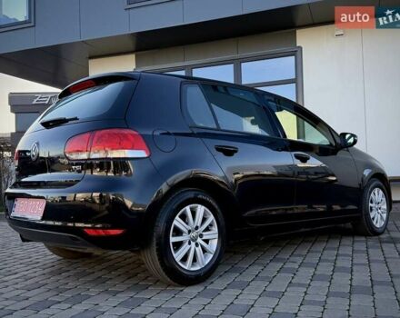 Черный Фольксваген Гольф, объемом двигателя 1.2 л и пробегом 175 тыс. км за 7999 $, фото 32 на Automoto.ua