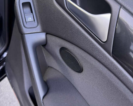 Черный Фольксваген Гольф, объемом двигателя 0 л и пробегом 126 тыс. км за 8600 $, фото 41 на Automoto.ua