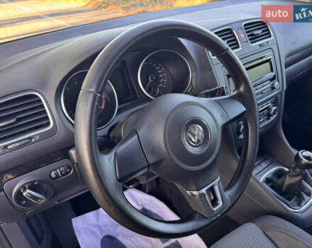 Черный Фольксваген Гольф, объемом двигателя 0 л и пробегом 126 тыс. км за 8600 $, фото 18 на Automoto.ua