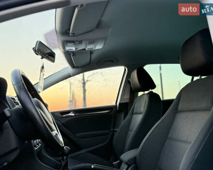 Черный Фольксваген Гольф, объемом двигателя 1.39 л и пробегом 183 тыс. км за 7444 $, фото 9 на Automoto.ua