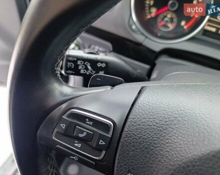 Черный Фольксваген Гольф, объемом двигателя 1.4 л и пробегом 200 тыс. км за 10000 $, фото 23 на Automoto.ua