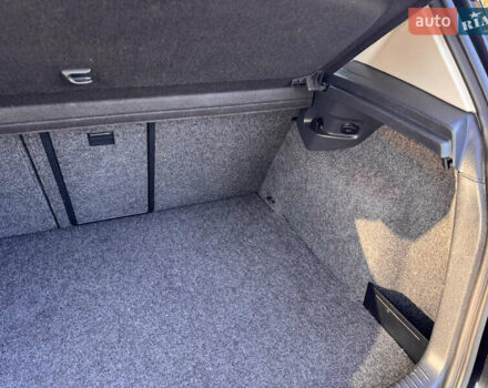 Черный Фольксваген Гольф, объемом двигателя 0 л и пробегом 126 тыс. км за 8600 $, фото 31 на Automoto.ua