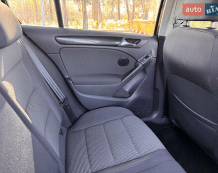 Черный Фольксваген Гольф, объемом двигателя 0 л и пробегом 126 тыс. км за 8600 $, фото 38 на Automoto.ua