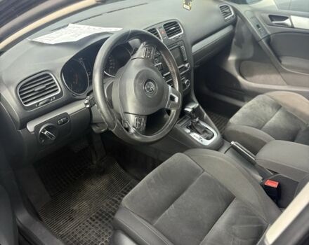 Черный Фольксваген Гольф, объемом двигателя 1.4 л и пробегом 230 тыс. км за 8000 $, фото 14 на Automoto.ua