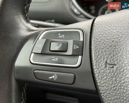 Черный Фольксваген Гольф, объемом двигателя 1.6 л и пробегом 160 тыс. км за 7500 $, фото 19 на Automoto.ua