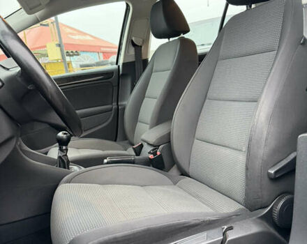 Черный Фольксваген Гольф, объемом двигателя 1.4 л и пробегом 184 тыс. км за 7499 $, фото 22 на Automoto.ua