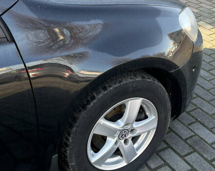 Черный Фольксваген Гольф, объемом двигателя 1.2 л и пробегом 243 тыс. км за 7700 $, фото 10 на Automoto.ua