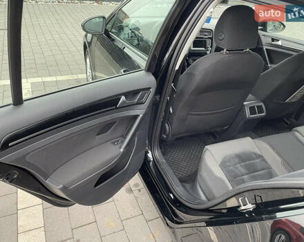 Черный Фольксваген Гольф, объемом двигателя 1.4 л и пробегом 174 тыс. км за 11600 $, фото 16 на Automoto.ua