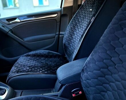 Черный Фольксваген Гольф, объемом двигателя 1.6 л и пробегом 237 тыс. км за 9500 $, фото 4 на Automoto.ua