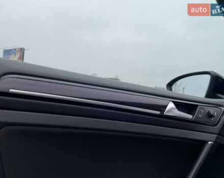 Черный Фольксваген Гольф, объемом двигателя 1.4 л и пробегом 174 тыс. км за 11600 $, фото 12 на Automoto.ua