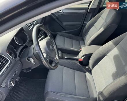 Черный Фольксваген Гольф, объемом двигателя 1.39 л и пробегом 155 тыс. км за 8900 $, фото 7 на Automoto.ua