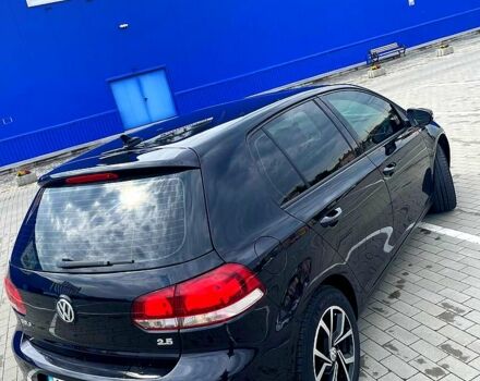 Черный Фольксваген Гольф, объемом двигателя 2.5 л и пробегом 200 тыс. км за 9000 $, фото 6 на Automoto.ua