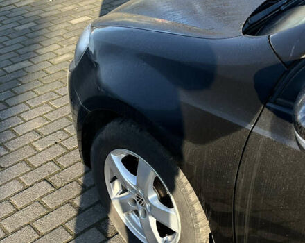 Черный Фольксваген Гольф, объемом двигателя 1.2 л и пробегом 243 тыс. км за 7700 $, фото 13 на Automoto.ua