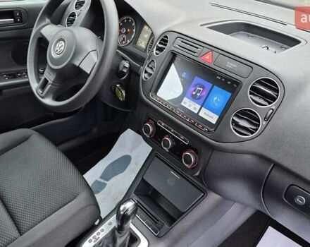 Черный Фольксваген Гольф, объемом двигателя 1.39 л и пробегом 187 тыс. км за 8550 $, фото 20 на Automoto.ua