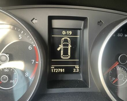 Черный Фольксваген Гольф, объемом двигателя 2 л и пробегом 172 тыс. км за 8500 $, фото 6 на Automoto.ua