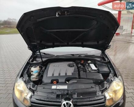 Черный Фольксваген Гольф, объемом двигателя 1.6 л и пробегом 230 тыс. км за 8200 $, фото 30 на Automoto.ua