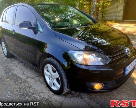 Черный Фольксваген Гольф, объемом двигателя 1.6 л и пробегом 200 тыс. км за 7100 $, фото 2 на Automoto.ua