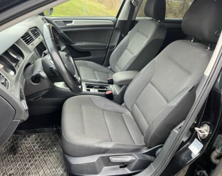 Черный Фольксваген Гольф, объемом двигателя 1.4 л и пробегом 210 тыс. км за 11200 $, фото 9 на Automoto.ua