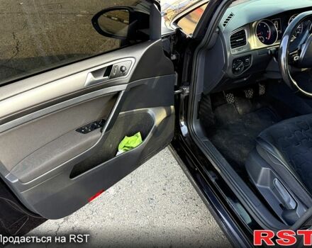 Черный Фольксваген Гольф, объемом двигателя 2 л и пробегом 361 тыс. км за 9600 $, фото 6 на Automoto.ua