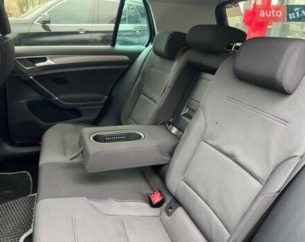 Черный Фольксваген Гольф, объемом двигателя 1.6 л и пробегом 186 тыс. км за 12700 $, фото 20 на Automoto.ua