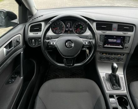 Черный Фольксваген Гольф, объемом двигателя 1.4 л и пробегом 210 тыс. км за 11200 $, фото 16 на Automoto.ua