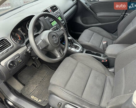 Чорний Фольксваген Гольф, об'ємом двигуна 2.48 л та пробігом 383 тис. км за 8190 $, фото 11 на Automoto.ua