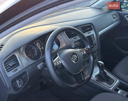 Чорний Фольксваген Гольф, об'ємом двигуна 1.4 л та пробігом 204 тис. км за 12399 $, фото 18 на Automoto.ua