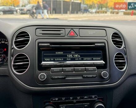 Чорний Фольксваген Гольф, об'ємом двигуна 1.6 л та пробігом 174 тис. км за 11990 $, фото 20 на Automoto.ua