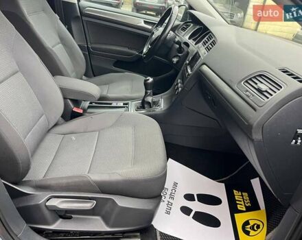 Черный Фольксваген Гольф, объемом двигателя 1.6 л и пробегом 186 тыс. км за 12700 $, фото 17 на Automoto.ua