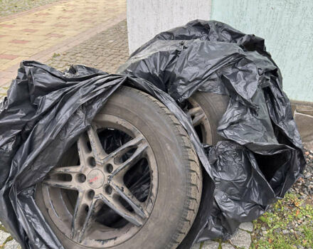 Чорний Фольксваген Гольф, об'ємом двигуна 1.4 л та пробігом 172 тис. км за 12500 $, фото 25 на Automoto.ua