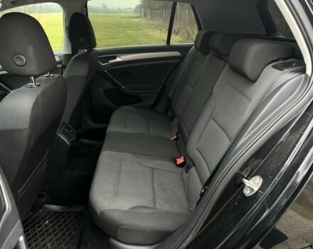 Черный Фольксваген Гольф, объемом двигателя 1.4 л и пробегом 210 тыс. км за 11200 $, фото 15 на Automoto.ua