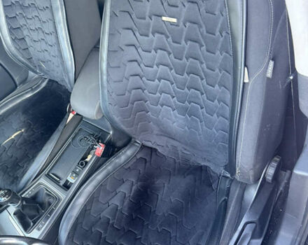 Черный Фольксваген Гольф, объемом двигателя 2 л и пробегом 361 тыс. км за 9600 $, фото 10 на Automoto.ua