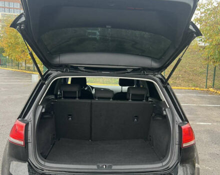 Черный Фольксваген Гольф, объемом двигателя 1.6 л и пробегом 272 тыс. км за 10000 $, фото 3 на Automoto.ua