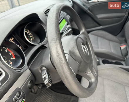 Чорний Фольксваген Гольф, об'ємом двигуна 2.48 л та пробігом 383 тис. км за 8190 $, фото 13 на Automoto.ua