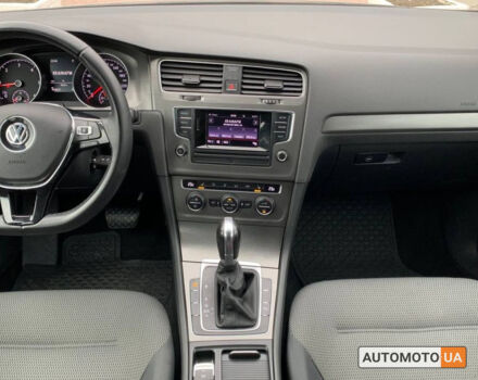 Черный Фольксваген Гольф, объемом двигателя 2 л и пробегом 164 тыс. км за 13100 $, фото 5 на Automoto.ua