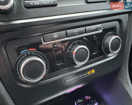 Чорний Фольксваген Гольф, об'ємом двигуна 2.48 л та пробігом 383 тис. км за 8190 $, фото 19 на Automoto.ua