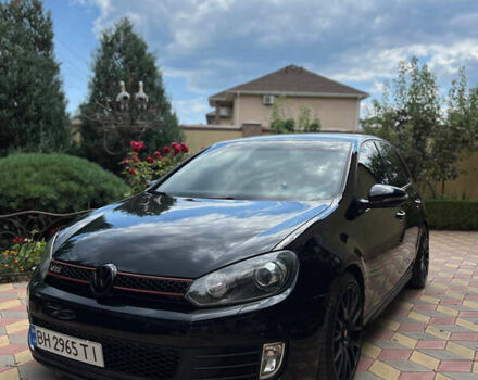 Черный Фольксваген Гольф, объемом двигателя 1.98 л и пробегом 210 тыс. км за 9000 $, фото 2 на Automoto.ua