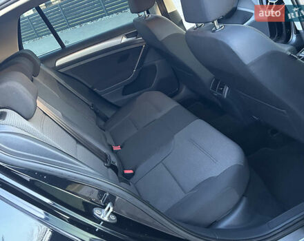 Чорний Фольксваген Гольф, об'ємом двигуна 1.4 л та пробігом 204 тис. км за 12399 $, фото 29 на Automoto.ua