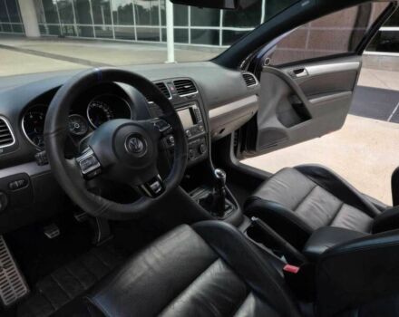 Черный Фольксваген Гольф, объемом двигателя 2 л и пробегом 83 тыс. км за 1900 $, фото 7 на Automoto.ua